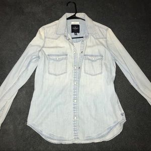American Eagle Button Up Denim